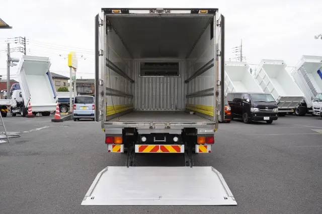 いすゞ フォワード TKG-FRR90S2(2WD)の写真21