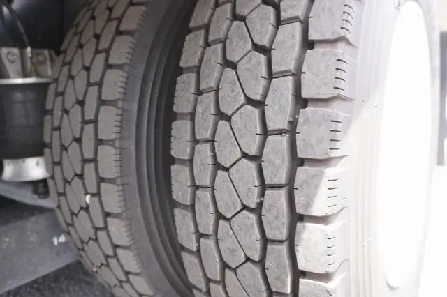 日野 レンジャー 2KG-FD2ABG(2WD)の写真11