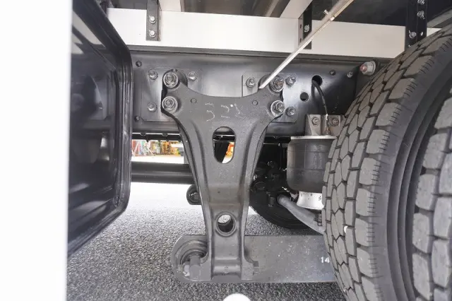 日野 レンジャー 2KG-FD2ABG(2WD)の写真12