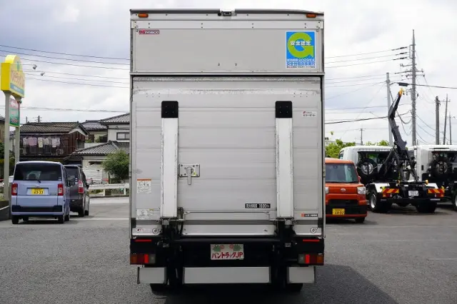 いすゞ エルフ TRG-NLR85AN(2WD)の写真4