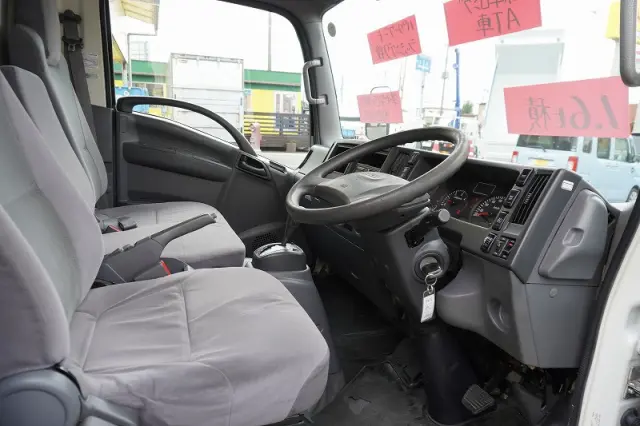 いすゞ エルフ TRG-NLR85AN(2WD)の写真41