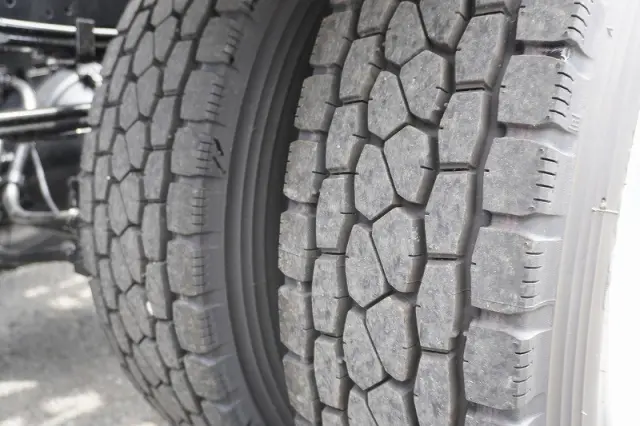 三菱 ファイター 2KG-FK62F(2WD)の写真10