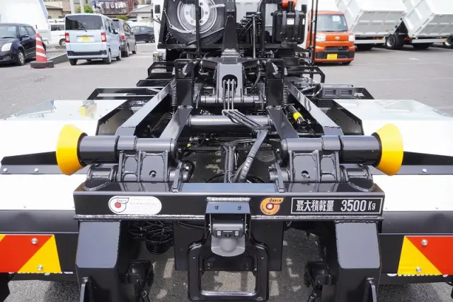 三菱 ファイター 2KG-FK62F(2WD)の写真18
