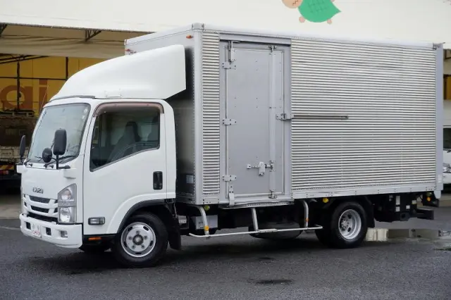 いすゞ エルフ TRG-NPR85AN(2WD)の写真1