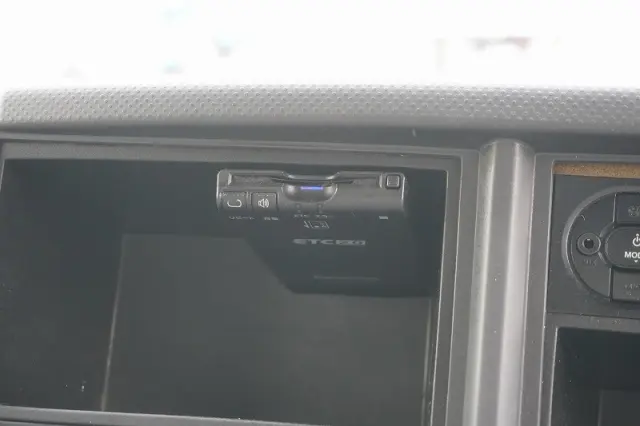 いすゞ エルフ TRG-NPR85AN(2WD)の写真37