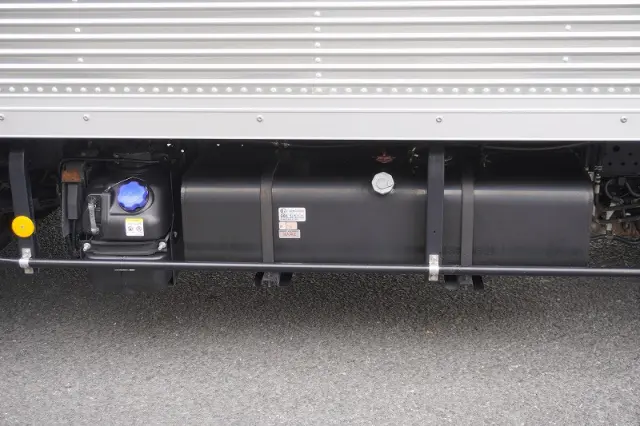 いすゞ エルフ 2RG-NLR88AN(2WD)の写真28