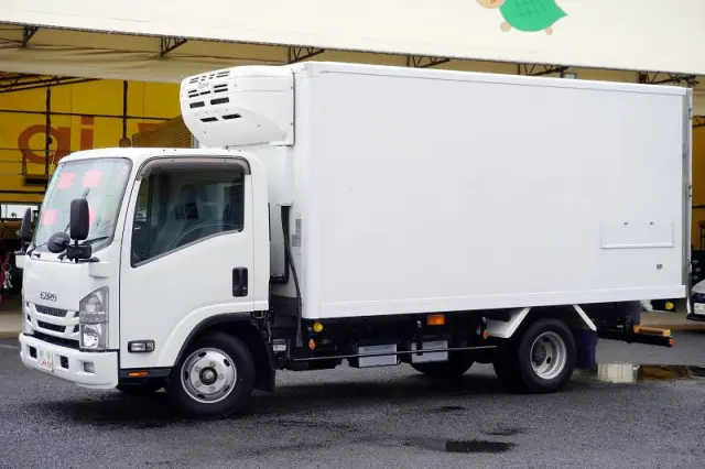 いすゞ エルフ 2RG-NPR88AN(2WD)の写真1