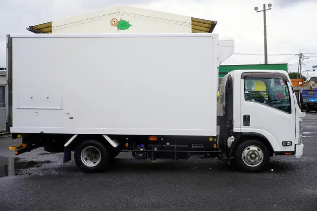 いすゞ エルフ 2RG-NPR88AN(2WD)の写真5
