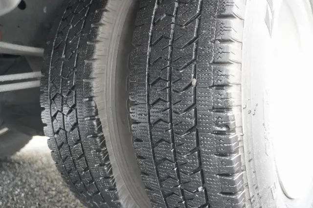 いすゞ エルフ 2RG-NPR88AN(2WD)の写真10
