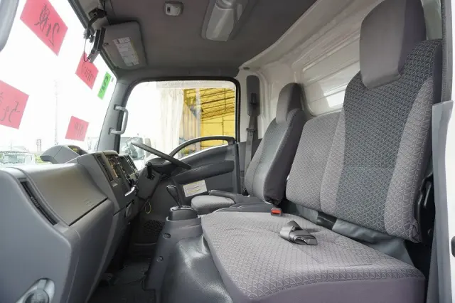 いすゞ エルフ 2RG-NPR88AN(2WD)の写真37