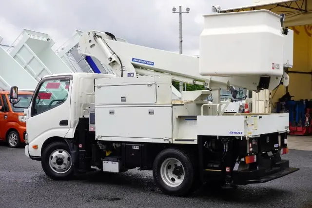 日野 デュトロ TPG-XZU600X(2WD)の写真7
