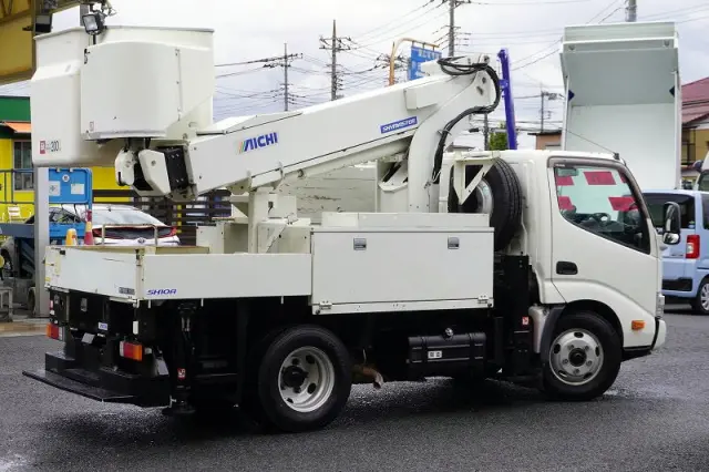 日野 デュトロ TPG-XZU600X(2WD)の写真8