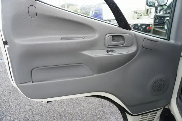 日野 デュトロ TPG-XZU600X(2WD)の写真45