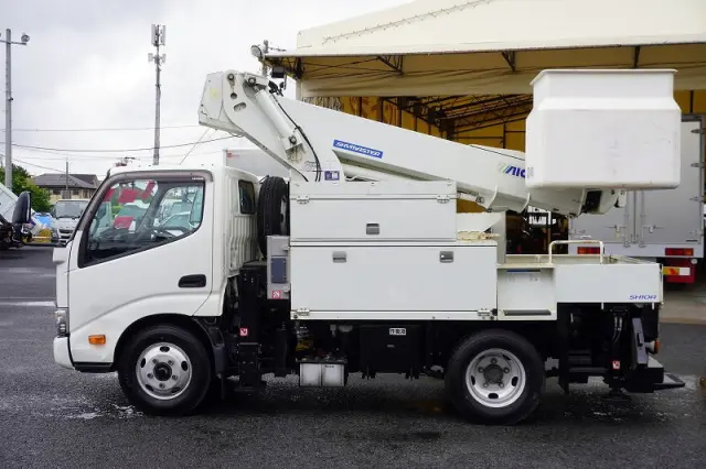 日野 デュトロ TKG-XZU600X(2WD)の写真3
