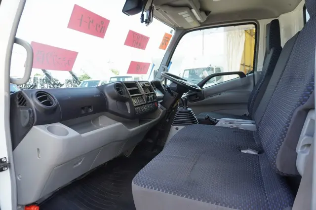 日野 デュトロ 2RG-XZU710M(2WD)の写真40