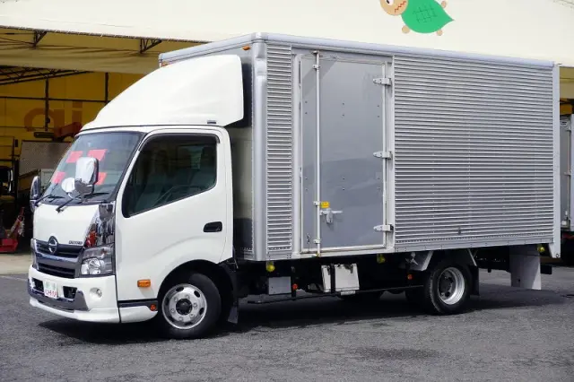 日野 デュトロ TKG-XZU710M(2WD)の写真1