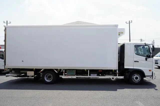 日野 レンジャー 2KG-FD2ABG(2WD)の写真5