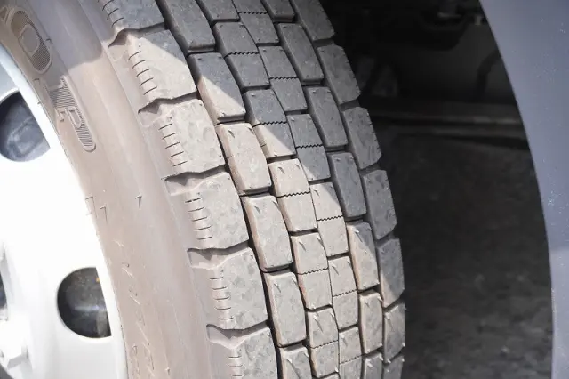 日野 レンジャー 2KG-FD2ABG(2WD)の写真10