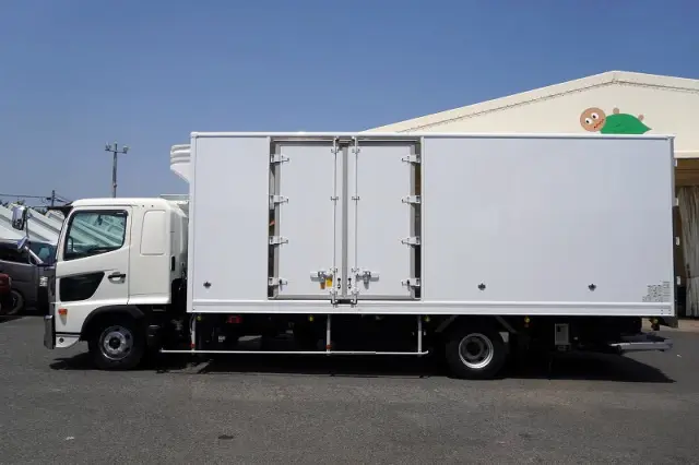 日野 レンジャー 2KG-FD2ABG(2WD)の写真3