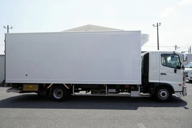 日野 レンジャー 2KG-FD2ABG(2WD)の写真5