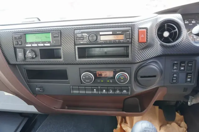 日野 レンジャー 2KG-FD2ABG(2WD)の写真41