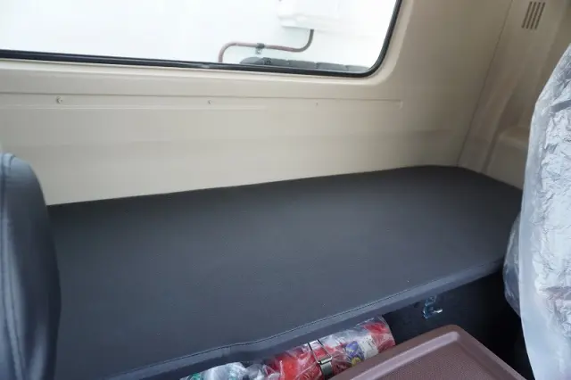 日野 レンジャー 2KG-FD2ABG(2WD)の写真44