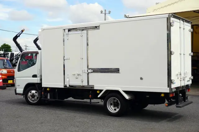 三菱 キャンター TKG-FEA50(2WD)の写真7