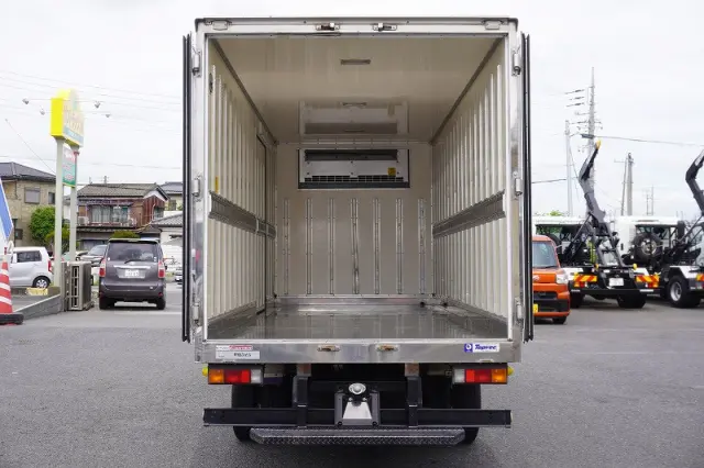 三菱 キャンター TKG-FEA50(2WD)の写真18