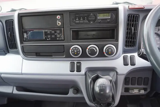 三菱 キャンター TKG-FEA50(2WD)の写真30