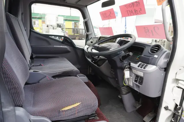 三菱 キャンター TKG-FEA50(2WD)の写真35