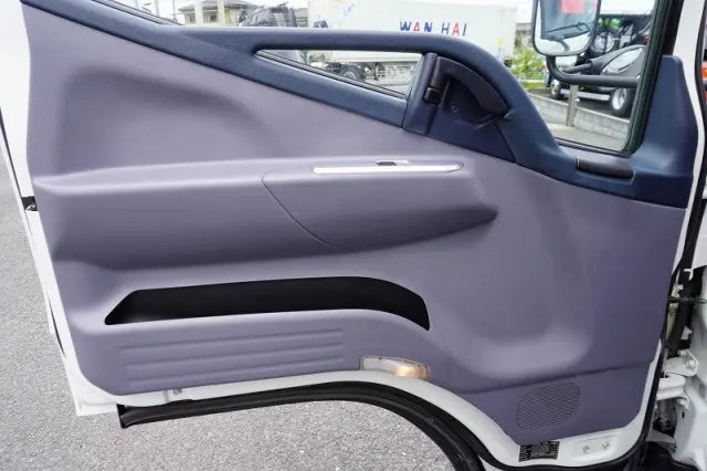 三菱 キャンター TKG-FEA50(2WD)の写真38