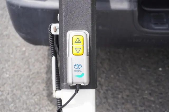 トヨタ その他(トヨタ) CBF-TRH200V(2WD)の写真20
