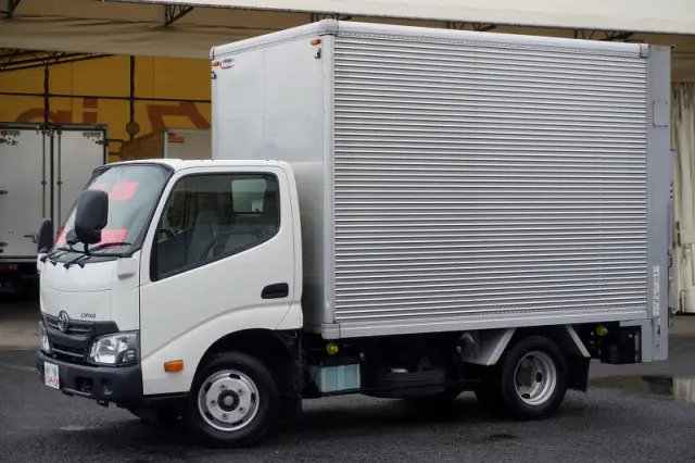 トヨタ ダイナ TPG-XZU605(2WD)の写真1