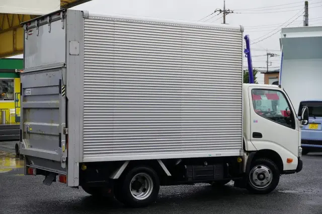 トヨタ ダイナ TPG-XZU605(2WD)の写真8