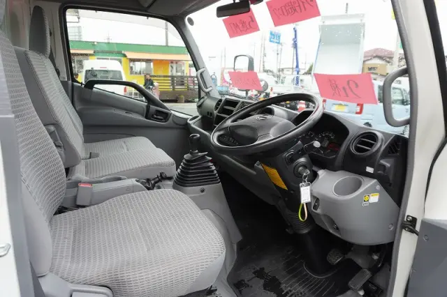 日野 デュトロ TKG-XZU720M(2WD)の写真33