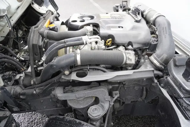 いすゞ エルフ TRG-NHR85AN(2WD)の写真15