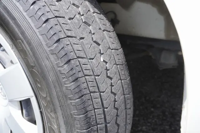 トヨタ ハイエースバン CBF-TRH200K(2WD)の写真10