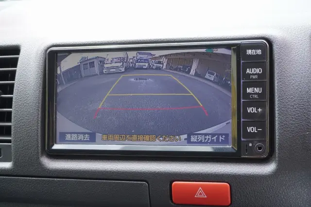 トヨタ ハイエースバン CBF-TRH200K(2WD)の写真34