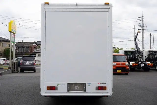 いすゞ エルフ TPG-NPS85AN(4WD)の写真4