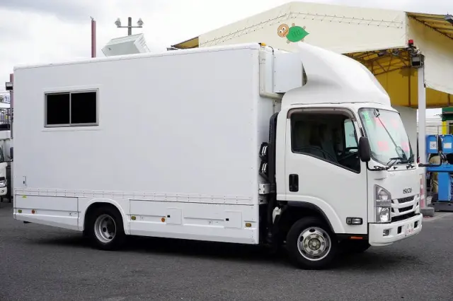 いすゞ エルフ TPG-NPS85AN(4WD)の写真6