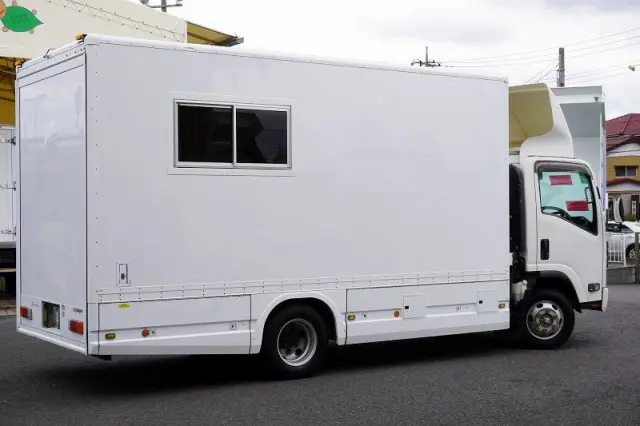 いすゞ エルフ TPG-NPS85AN(4WD)の写真8