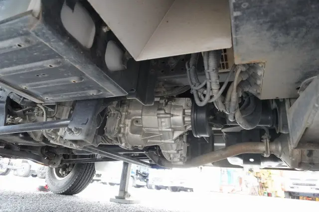 いすゞ エルフ TPG-NPS85AN(4WD)の写真13