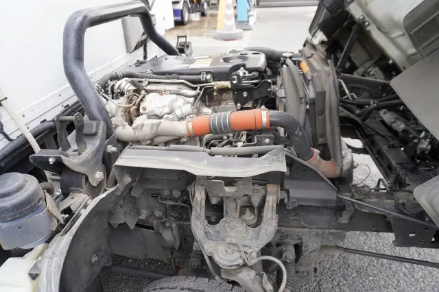 いすゞ エルフ TPG-NPS85AN(4WD)の写真16