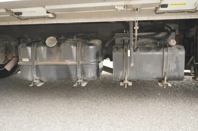 いすゞ エルフ TPG-NPS85AN(4WD)の写真35