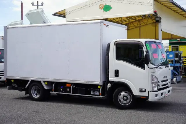いすゞ エルフ 2SG-NPR88AN(2WD)の写真6