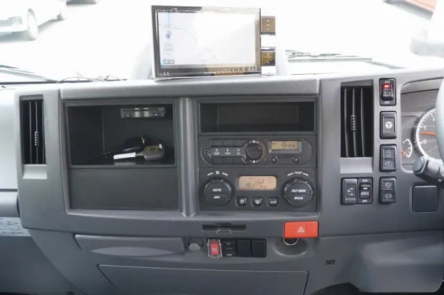 いすゞ エルフ 2SG-NPR88AN(2WD)の写真35
