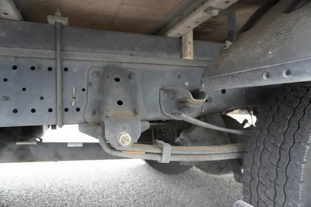 いすゞ エルフ TKG-NLR85AN(2WD)の写真11
