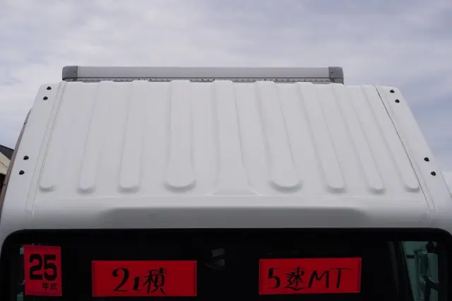 いすゞ エルフ TKG-NLR85AN(2WD)の写真16