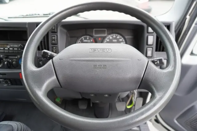 いすゞ エルフ TKG-NLR85AN(2WD)の写真29