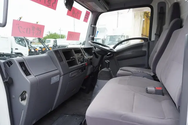 いすゞ エルフ TKG-NLR85AN(2WD)の写真38